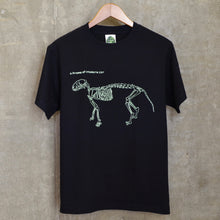 画像をギャラリービューアに読み込む, 図鑑Tシャツ<BR>BLACK<BR>イリオモテヤマネコ骨格