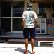 画像をギャラリービューアに読み込む, 染め図鑑Tシャツ<BR>ヒメシオマネキ+<BR>イリオモテヤマネコ