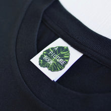 画像をギャラリービューアに読み込む, 図鑑Tシャツ<BR>BLACK<BR>ヤシガニ